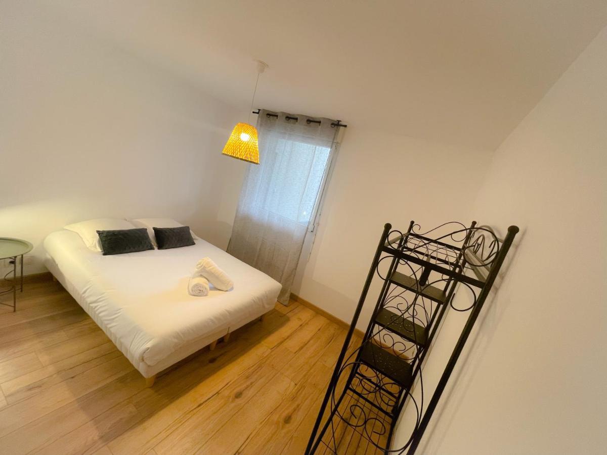 Appartement 2 Chambres Le Descartes Calais Exterior foto
